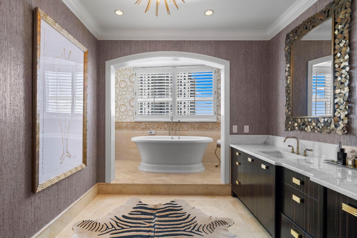 350 SE 2nd #GPH10 Fort Lauderdale, FL 33301