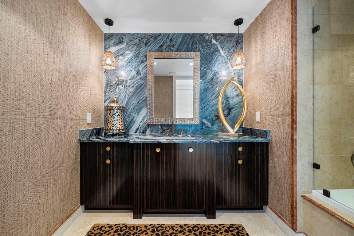 350 SE 2nd #GPH10 Fort Lauderdale, FL 33301