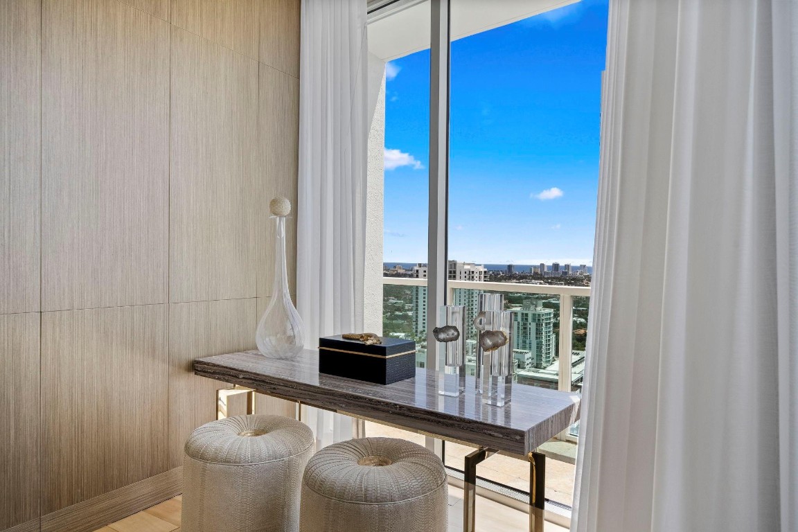 350 SE 2nd #GPH10 Fort Lauderdale, FL 33301