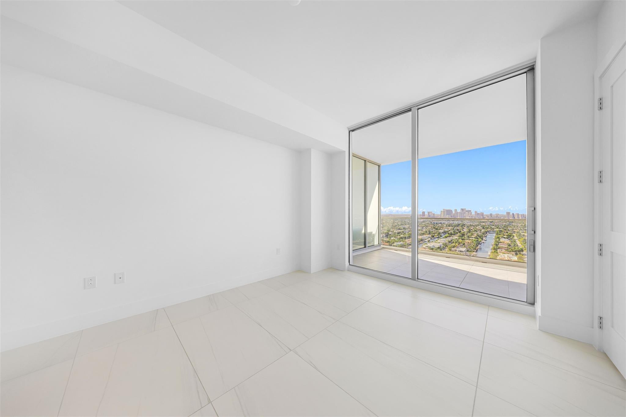 153 N Seabreeze #2503-S Fort Lauderdale, FL 33304