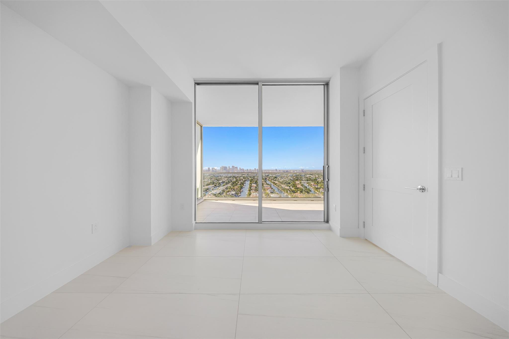 153 N Seabreeze #2503-S Fort Lauderdale, FL 33304