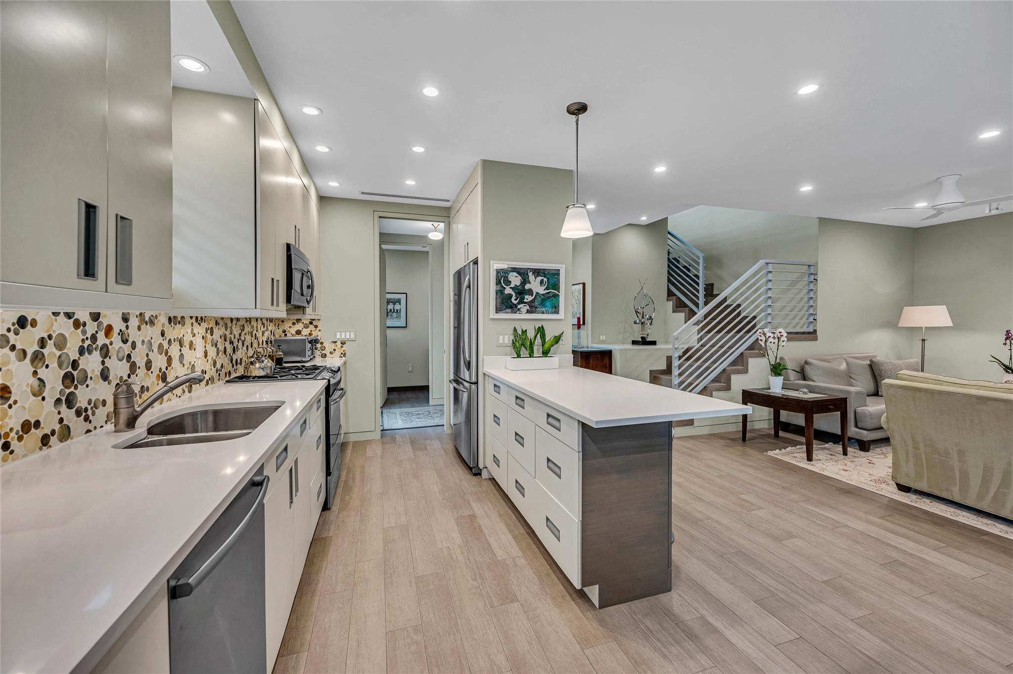 1200 NE 2nd Fort Lauderdale, FL 33301