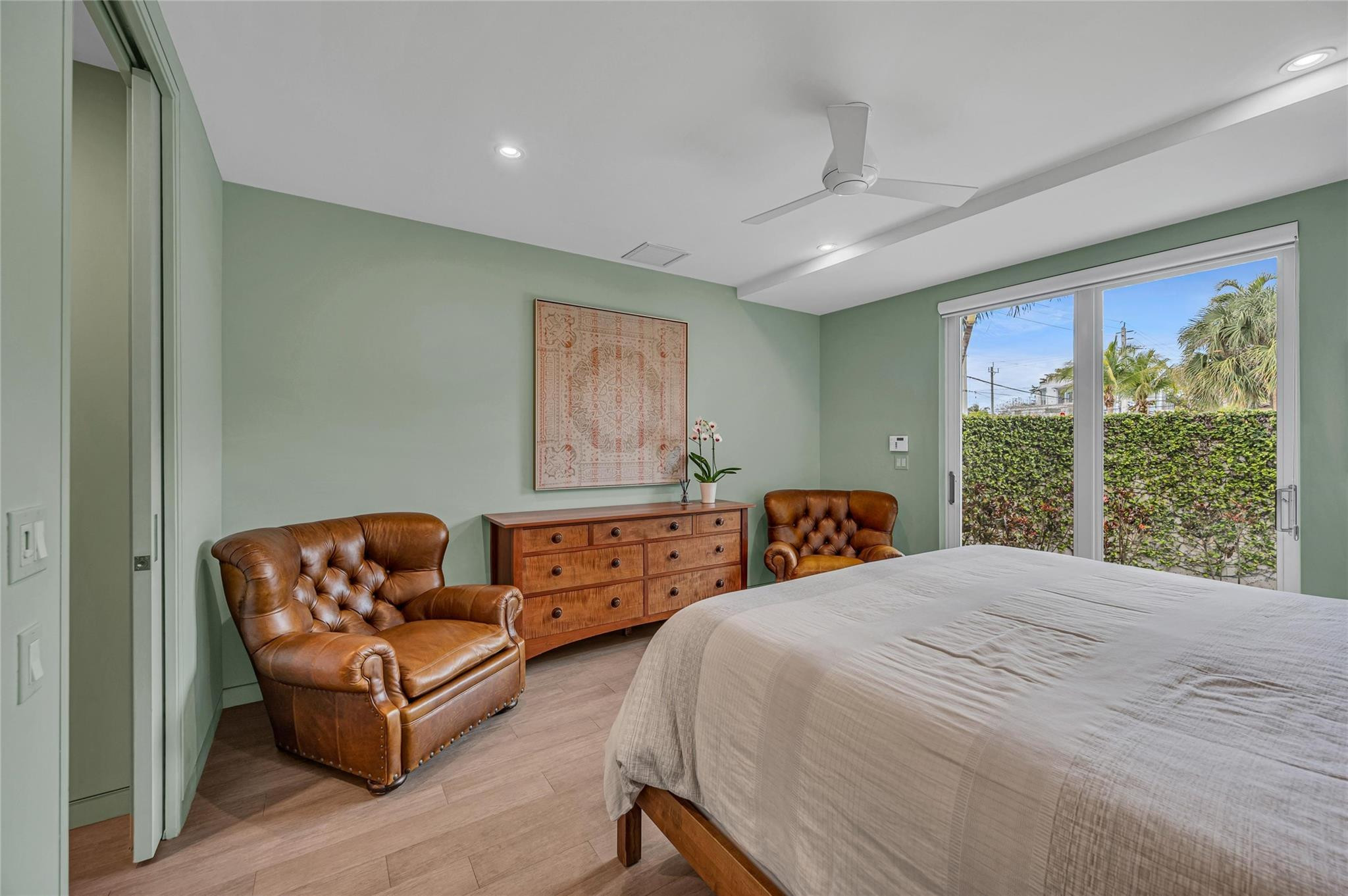 1200 NE 2nd Fort Lauderdale, FL 33301