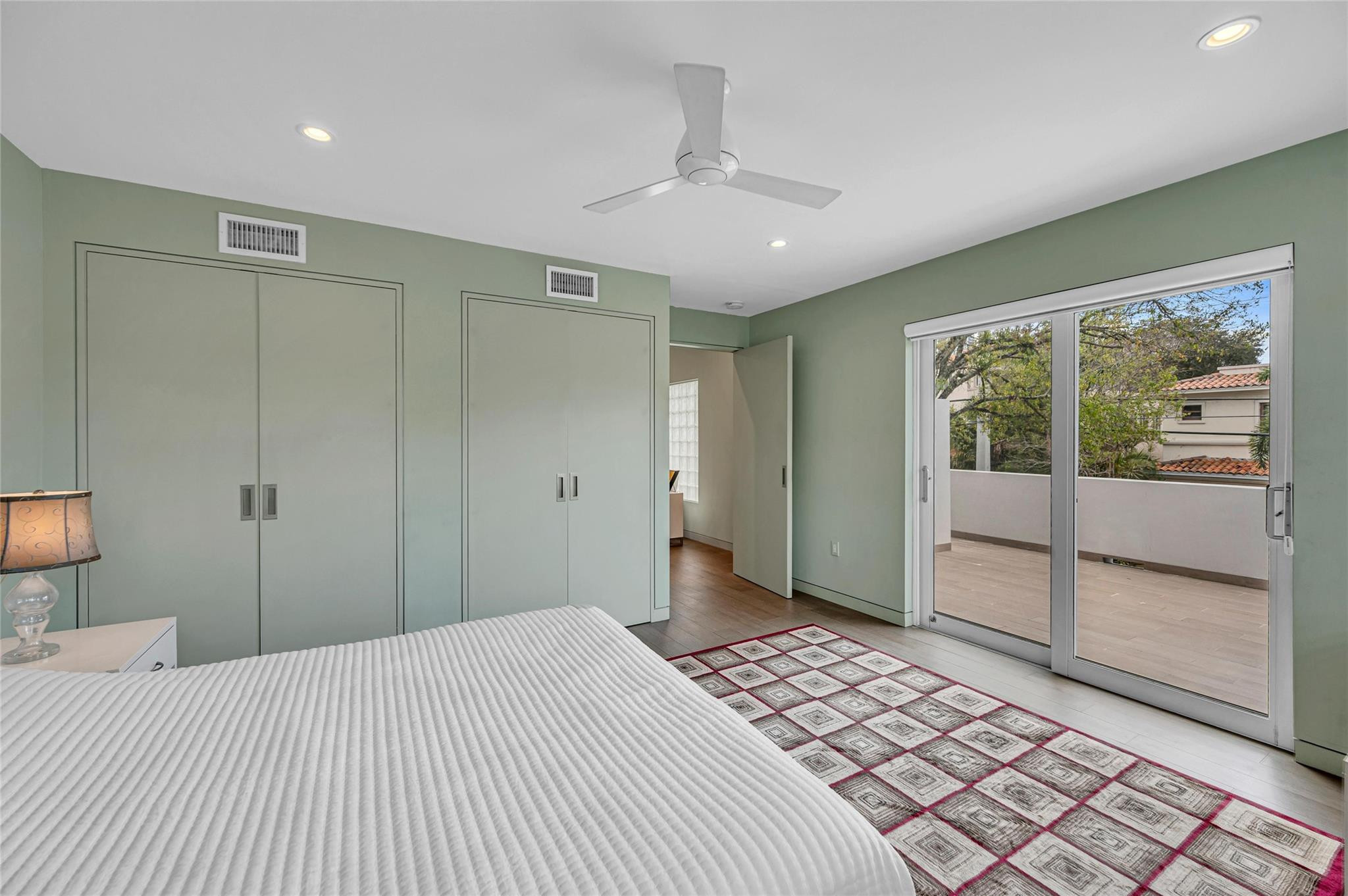 1200 NE 2nd Fort Lauderdale, FL 33301