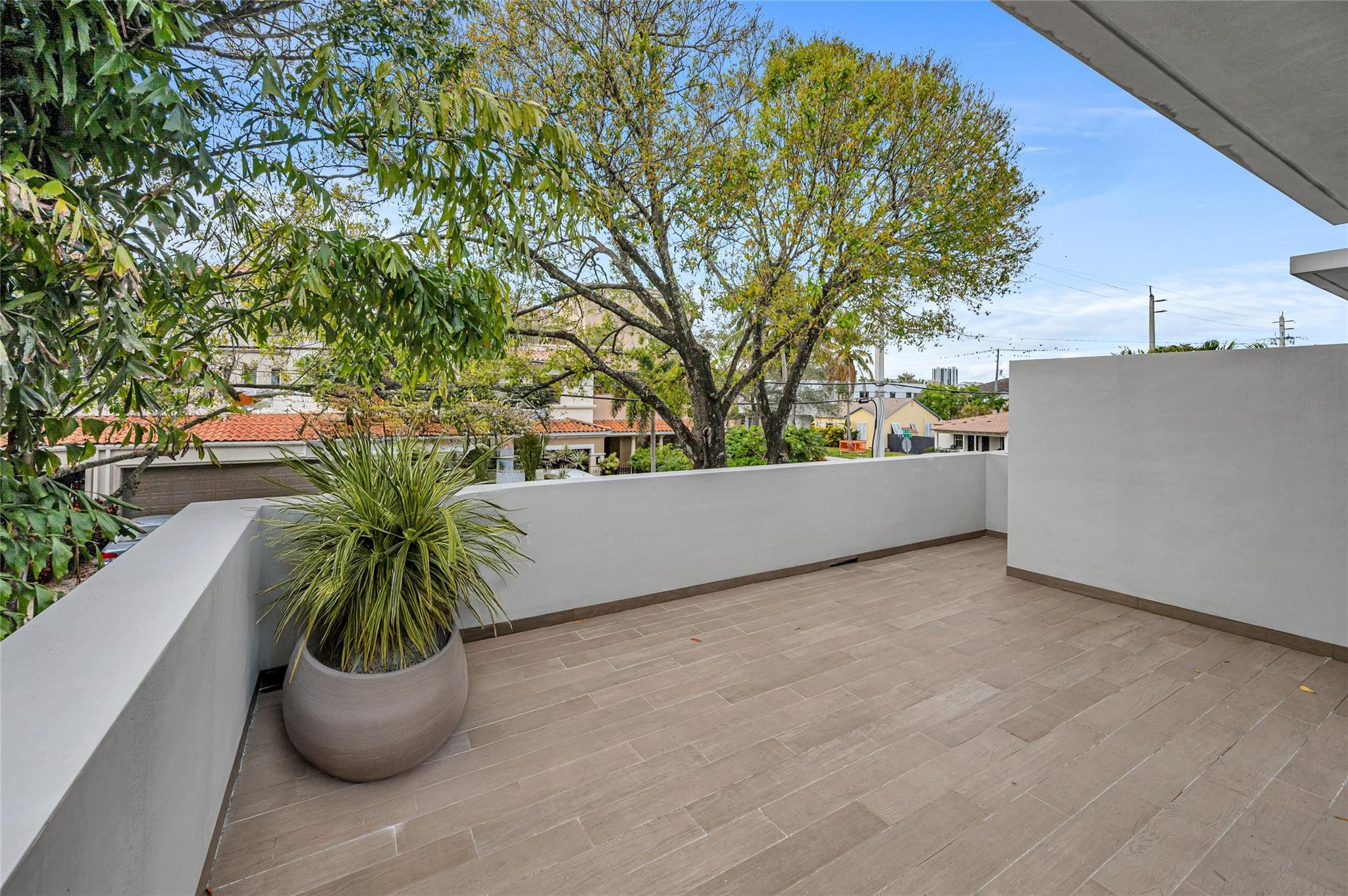 1200 NE 2nd Fort Lauderdale, FL 33301