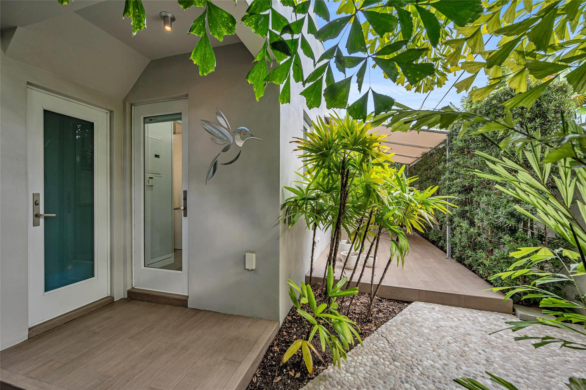 1200 NE 2nd Fort Lauderdale, FL 33301