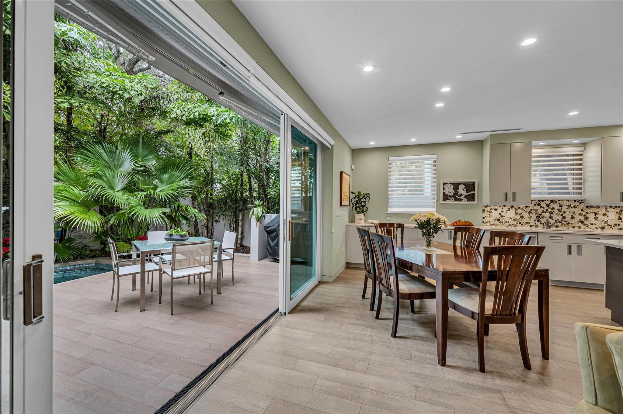 1200 NE 2nd Fort Lauderdale, FL 33301