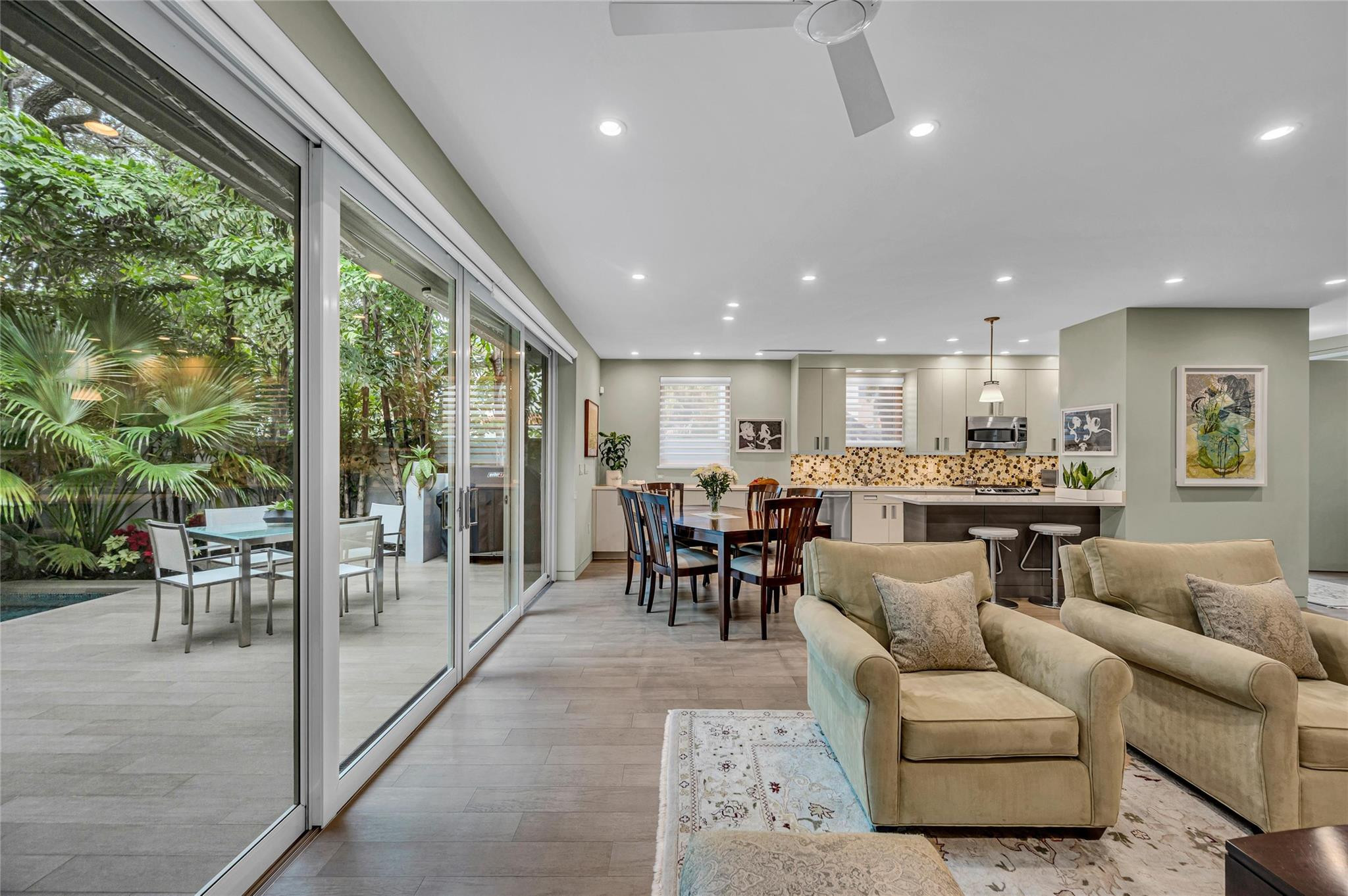 1200 NE 2nd Fort Lauderdale, FL 33301