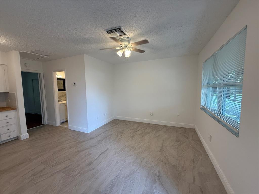 810 SE 18th #6 Fort Lauderdale, FL 33316