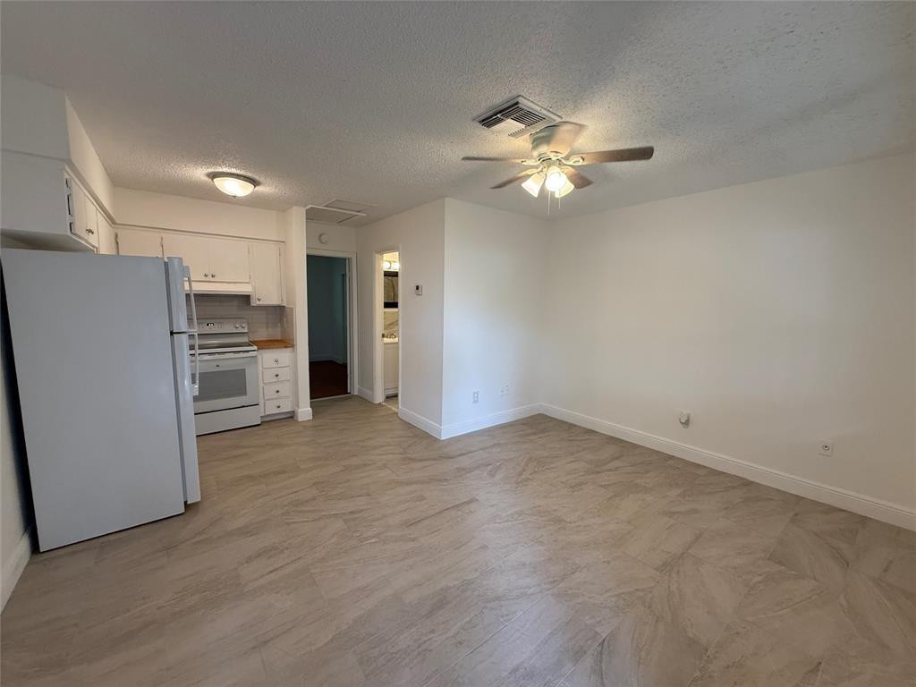 810 SE 18th #6 Fort Lauderdale, FL 33316