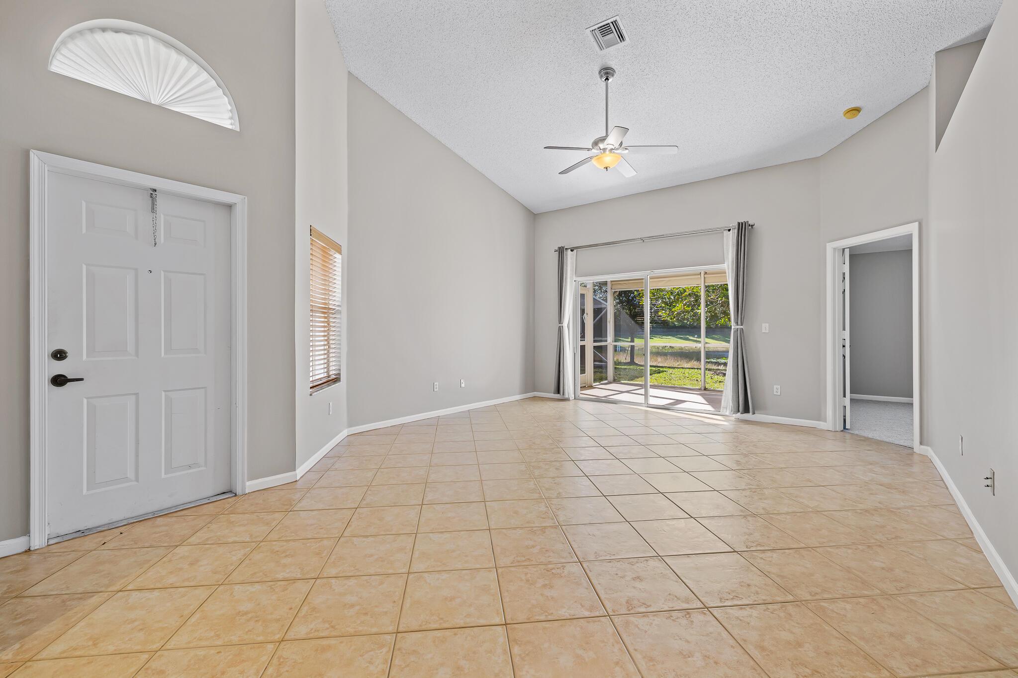 10494 Pelican Dr