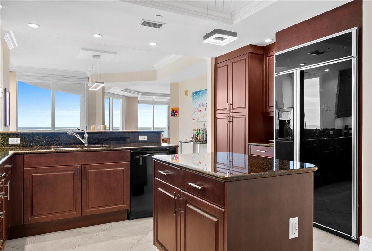 4600 N Ocean #701 Singer Island, FL 33404