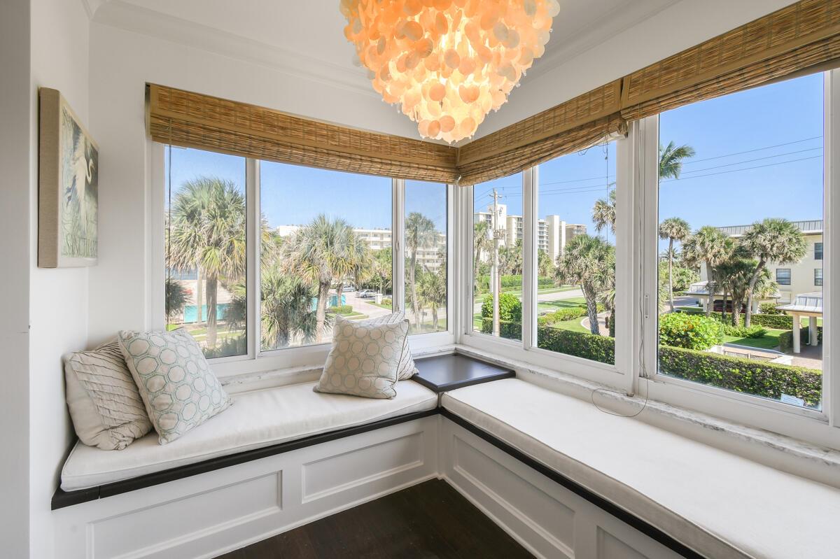 325 Beach Rd #301 Tequesta, FL 33469