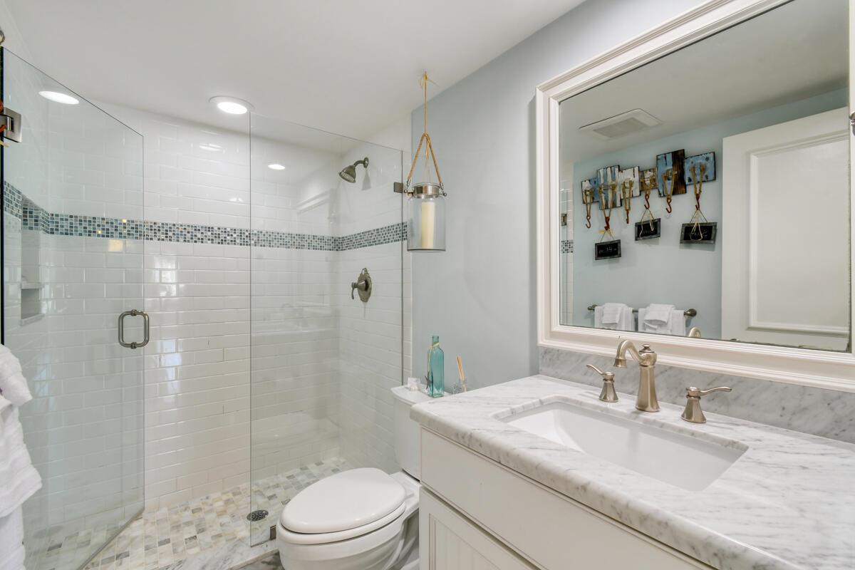 325 Beach Rd #301 Tequesta, FL 33469