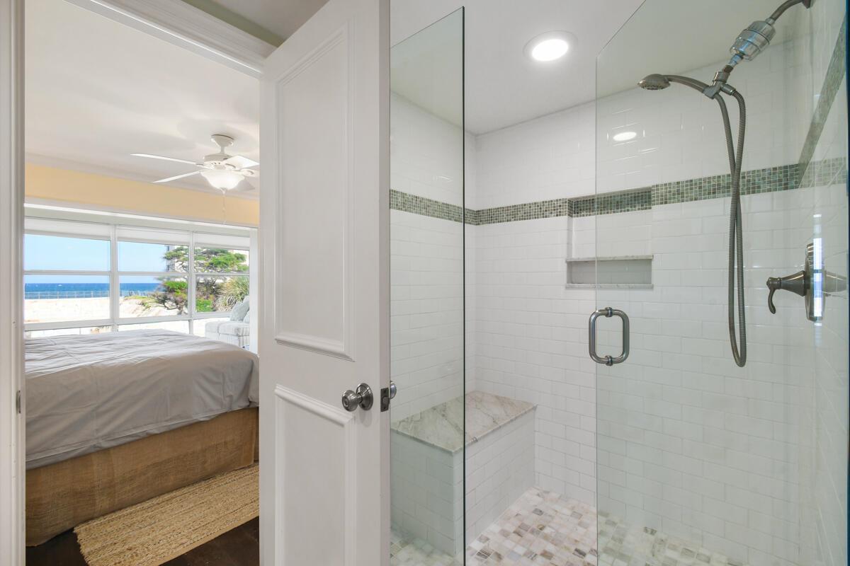 325 Beach Rd #301 Tequesta, FL 33469