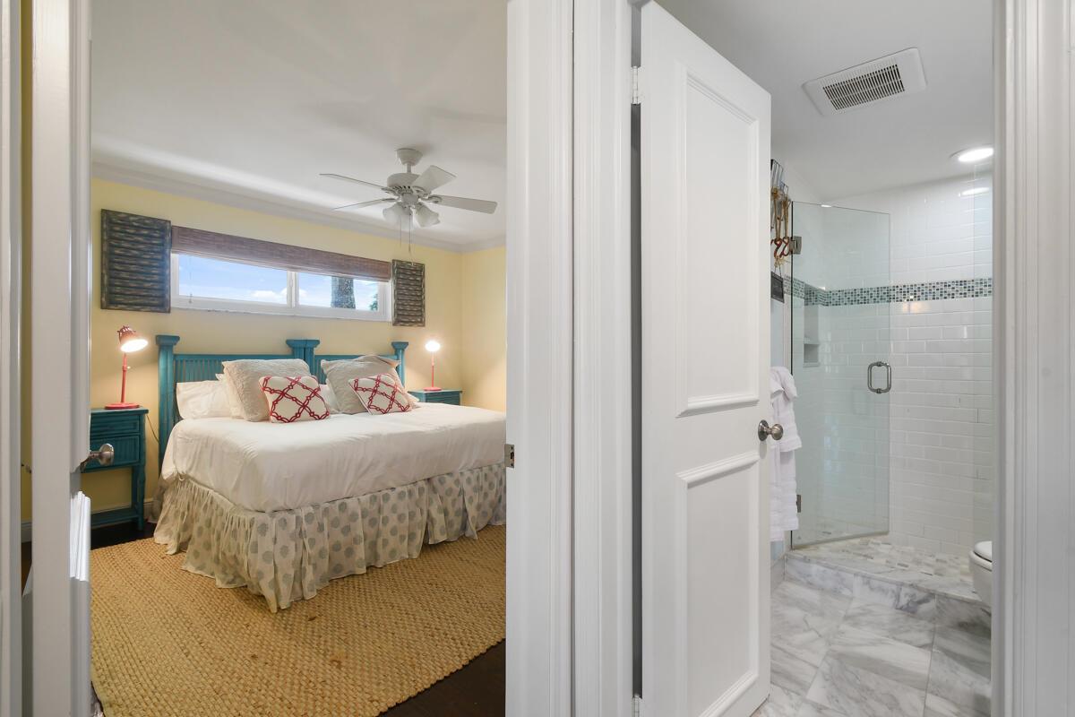 325 Beach Rd #301 Tequesta, FL 33469