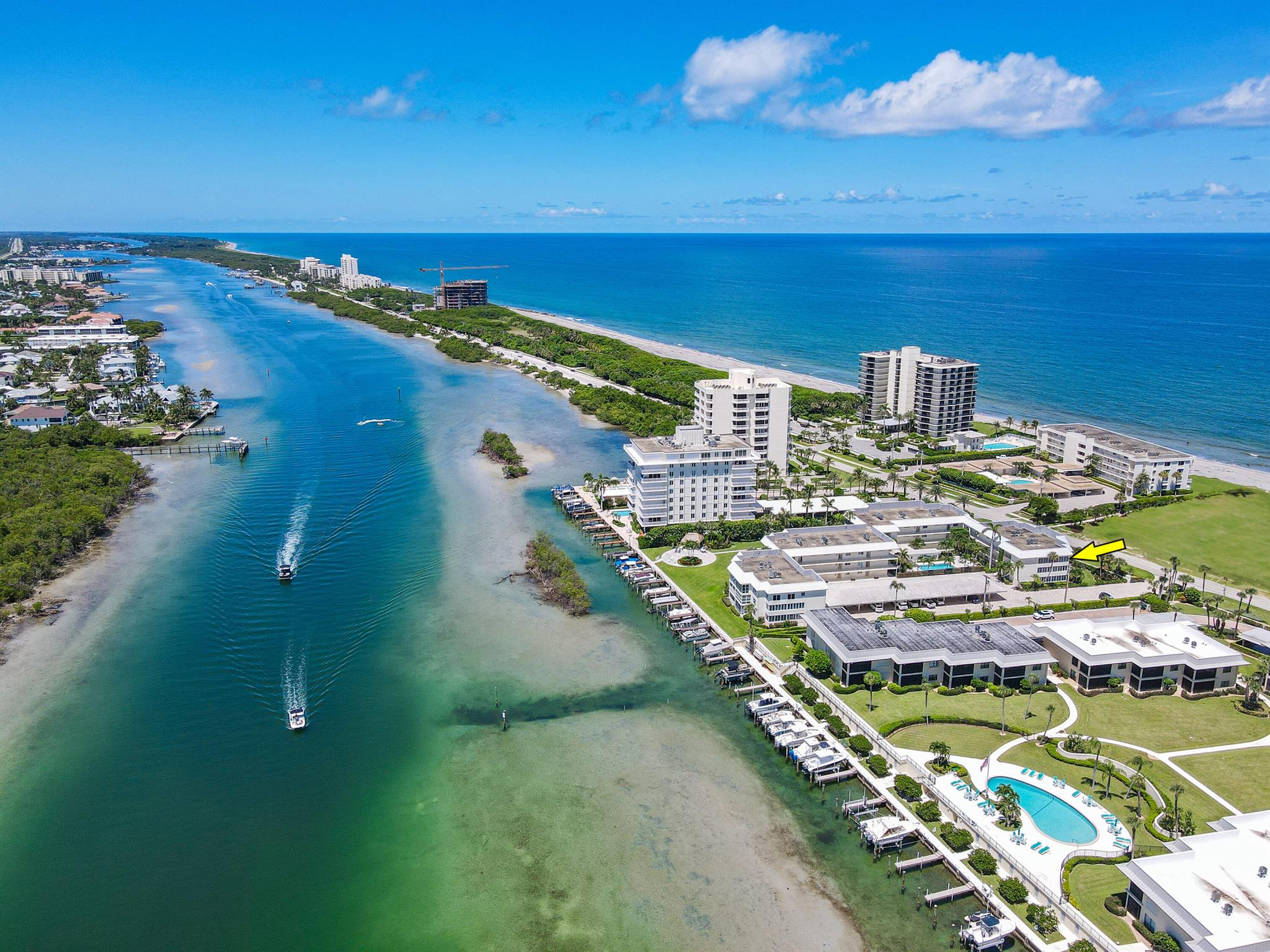 325 Beach Rd #301 Tequesta, FL 33469