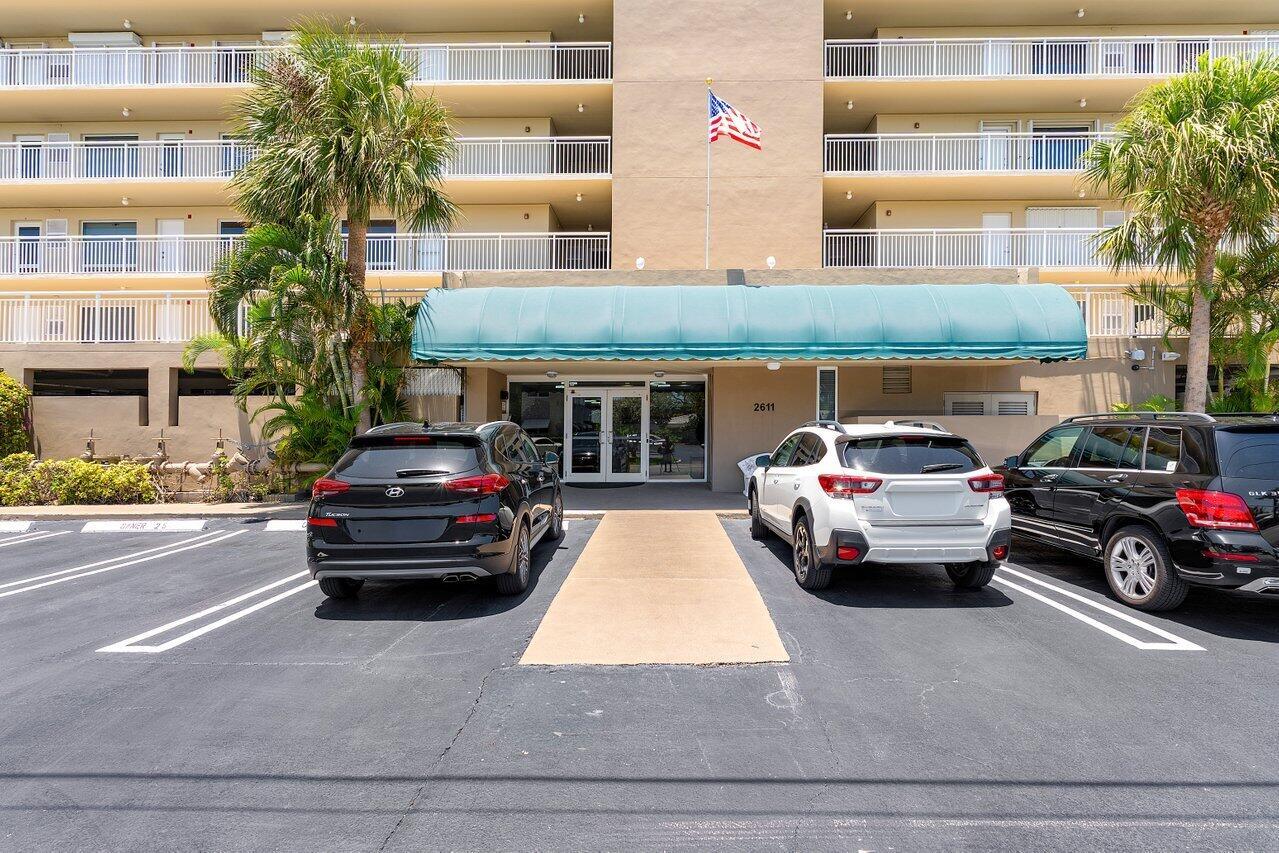 2611 N Riverside Dr #908 Pompano Beach, FL 33062