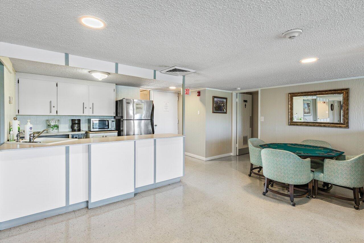 2611 N Riverside Dr #908 Pompano Beach, FL 33062