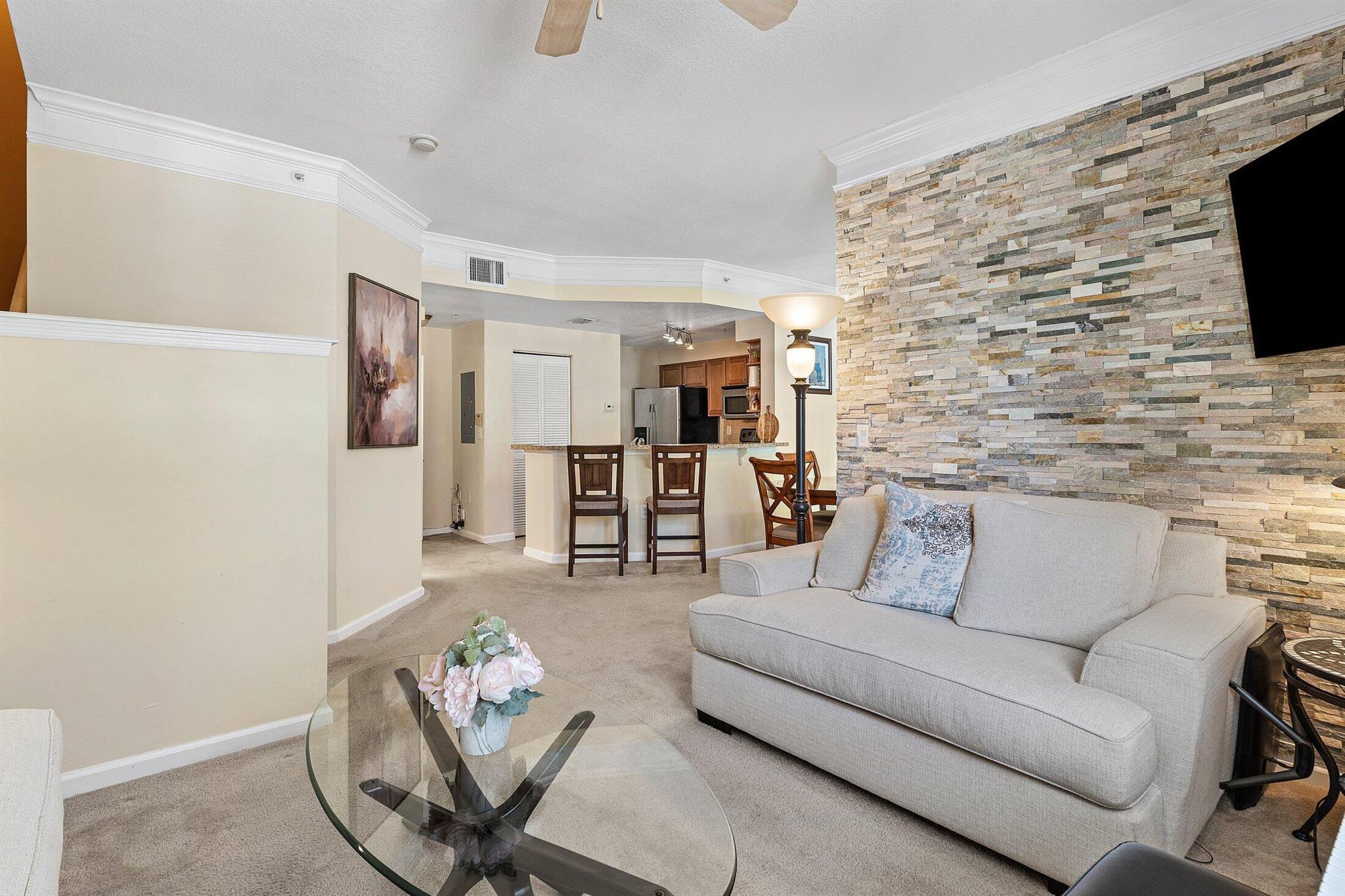 255 Murcia Dr #209 Jupiter, FL 33458