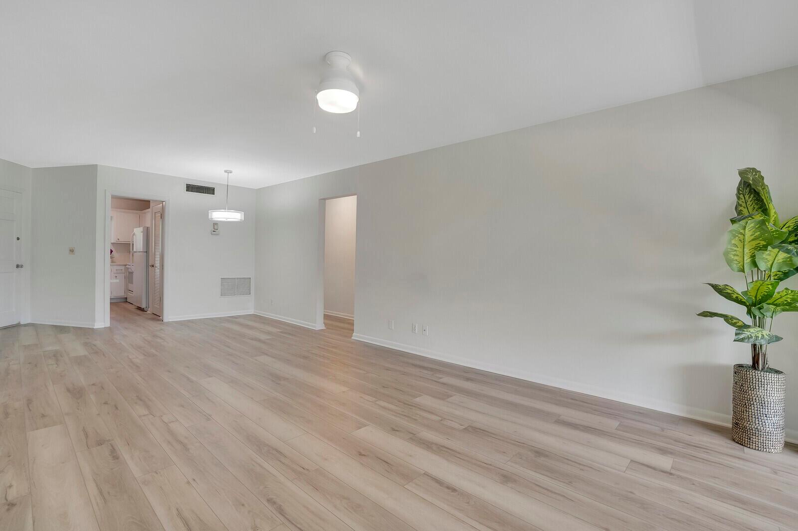 2 Garden St #205m Tequesta, FL 33469