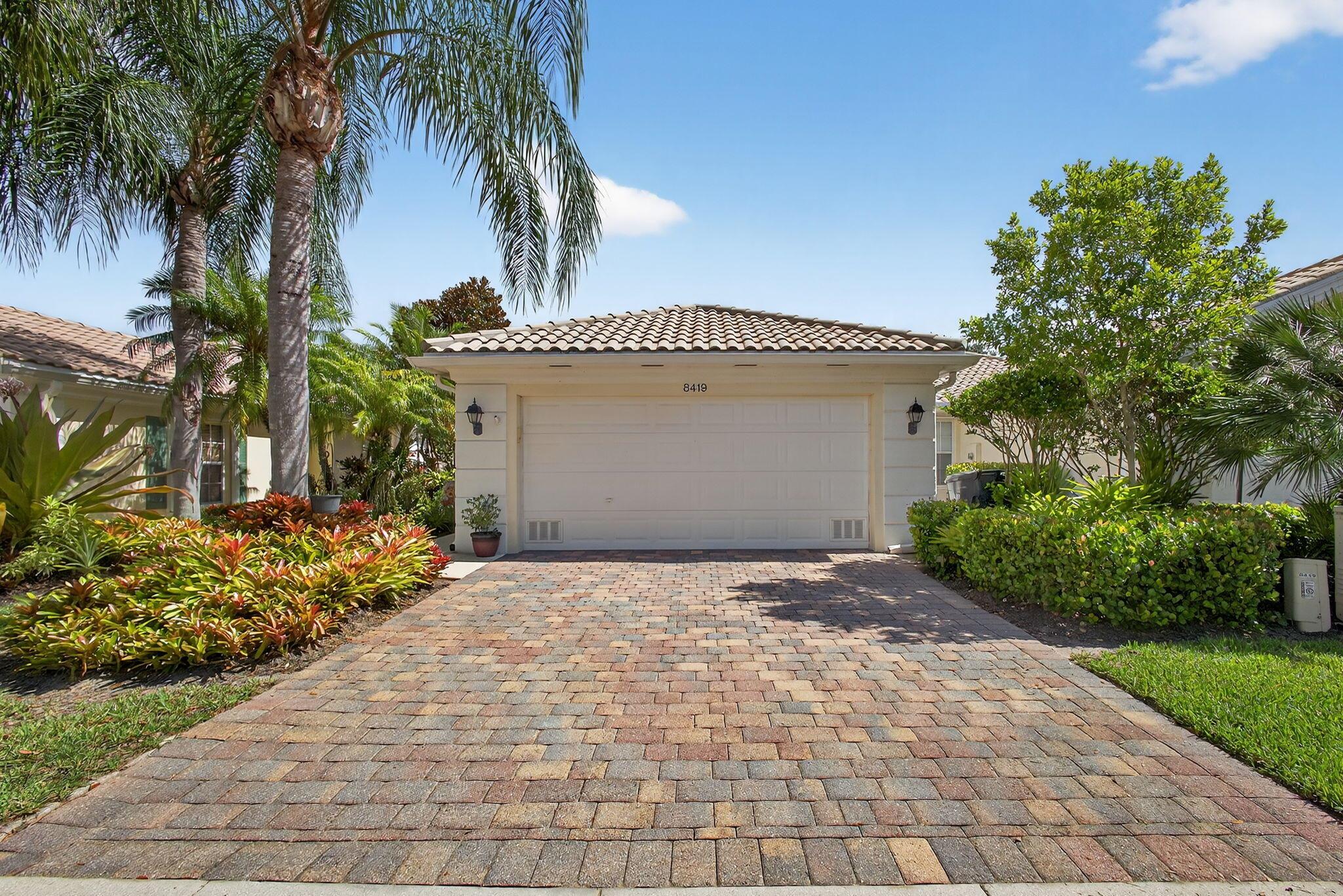 8419 St Johns Ct