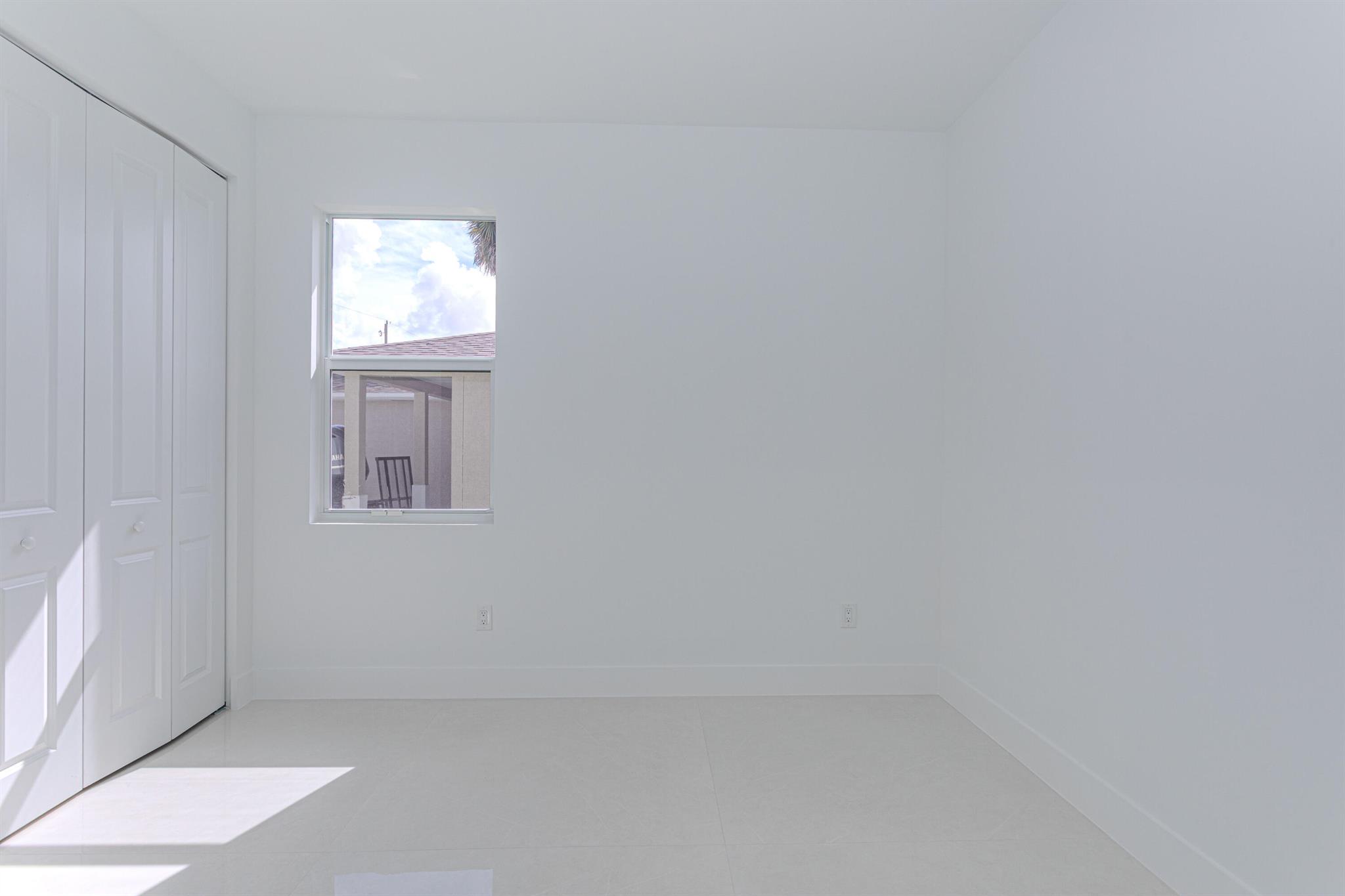 6794 3rd St Jupiter, FL 33458