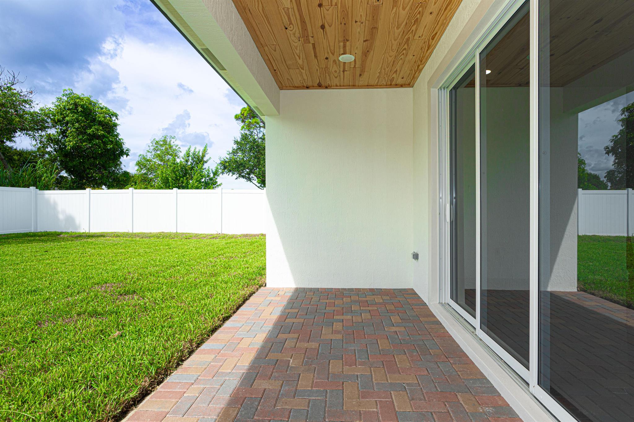 6794 3rd St Jupiter, FL 33458