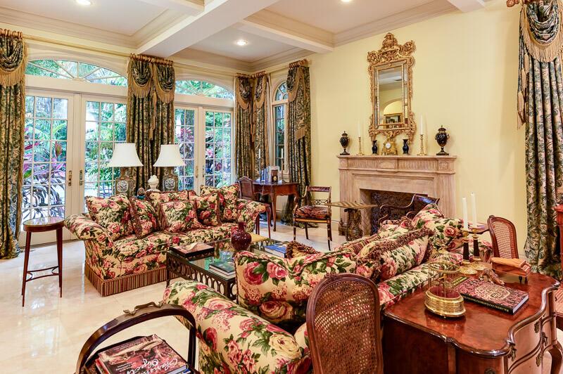 446 Brazilian Ave Palm Beach, FL 33480