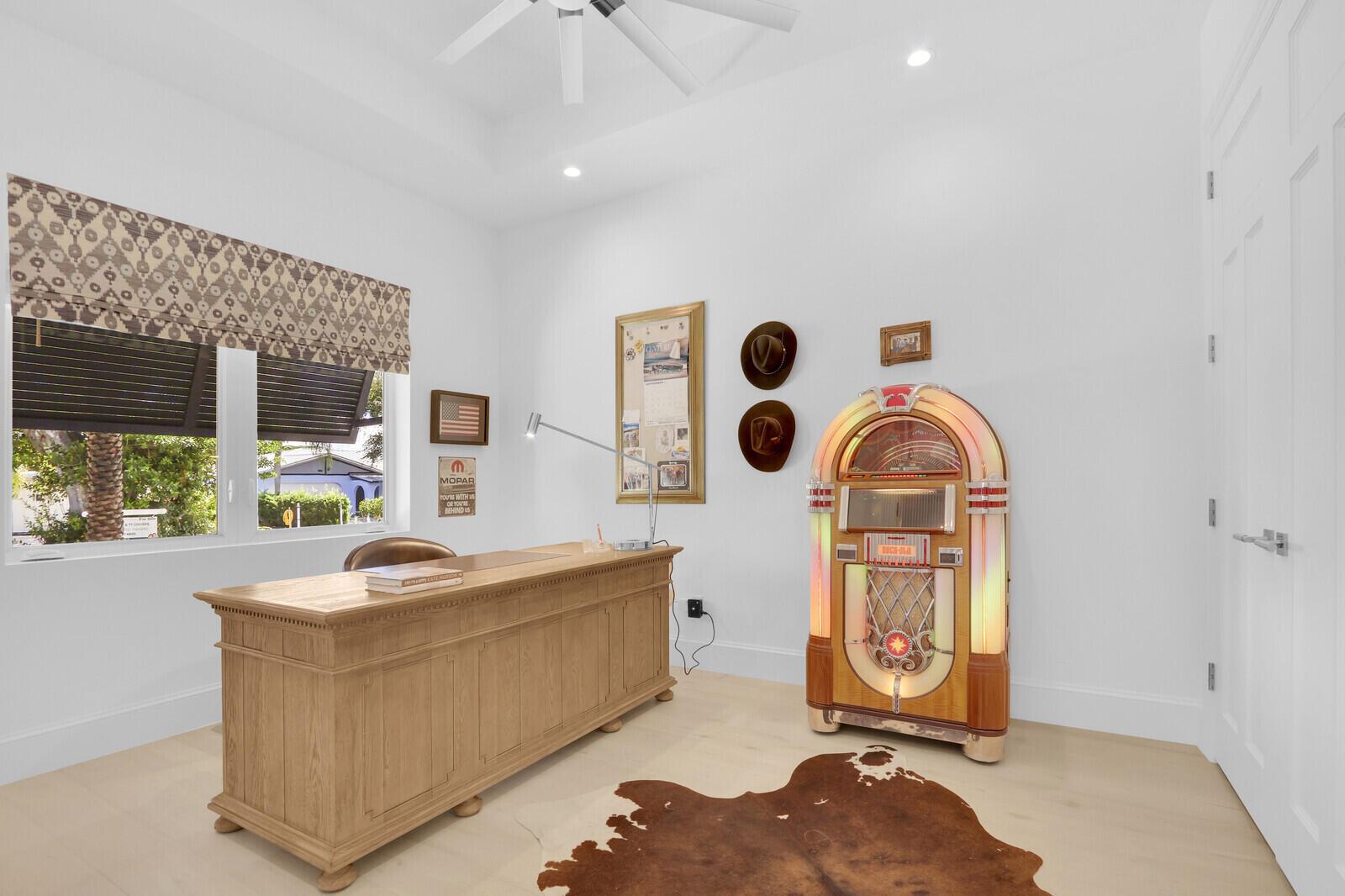 934 N Loxahatchee Dr Jupiter, FL 33458