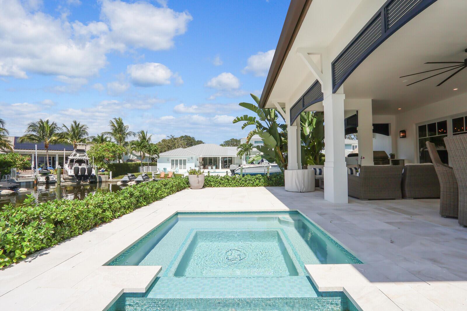 934 N Loxahatchee Dr Jupiter, FL 33458