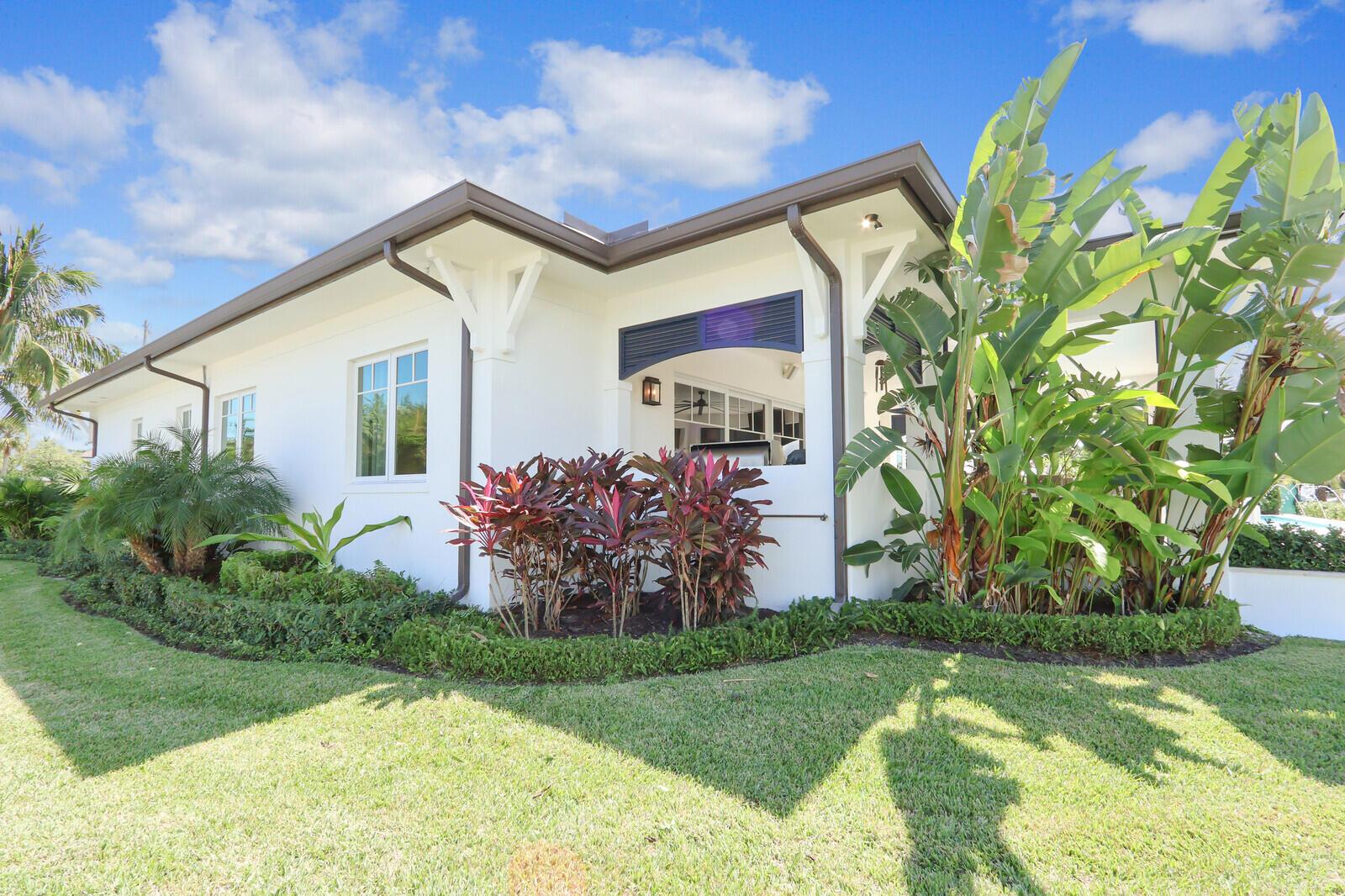 934 N Loxahatchee Dr Jupiter, FL 33458