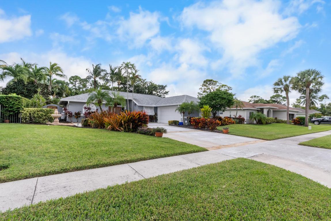 5936 Loxahatchee Pines Dr Jupiter, FL 33458