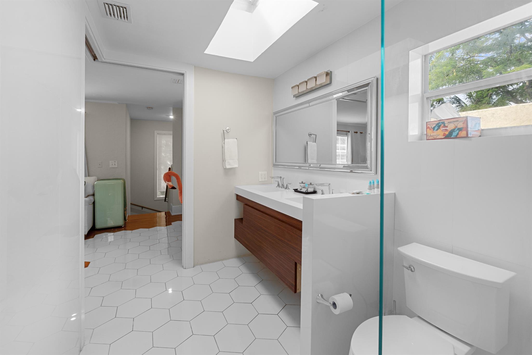 1608 Lake Ave West Palm Beach, FL 33401