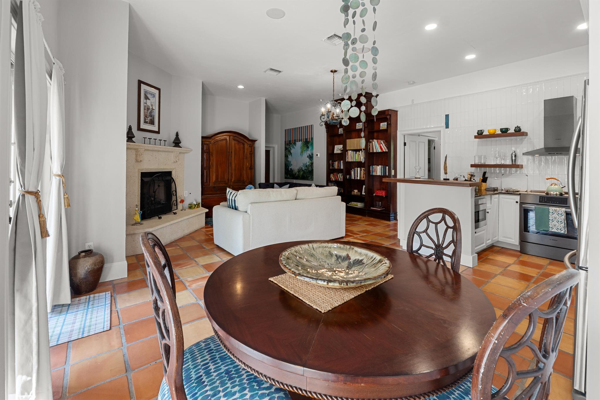 1608 Lake Ave West Palm Beach, FL 33401