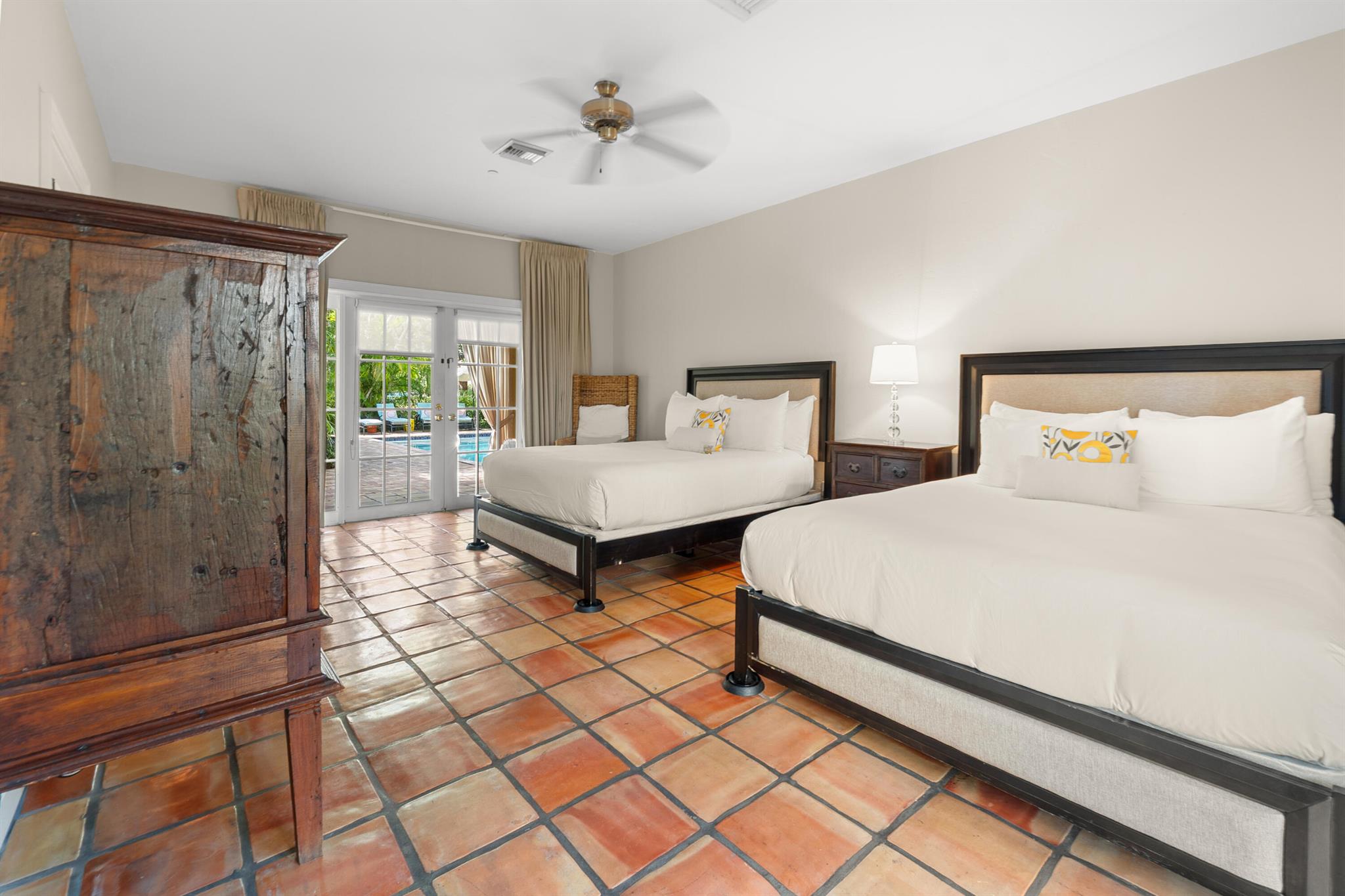 1608 Lake Ave West Palm Beach, FL 33401