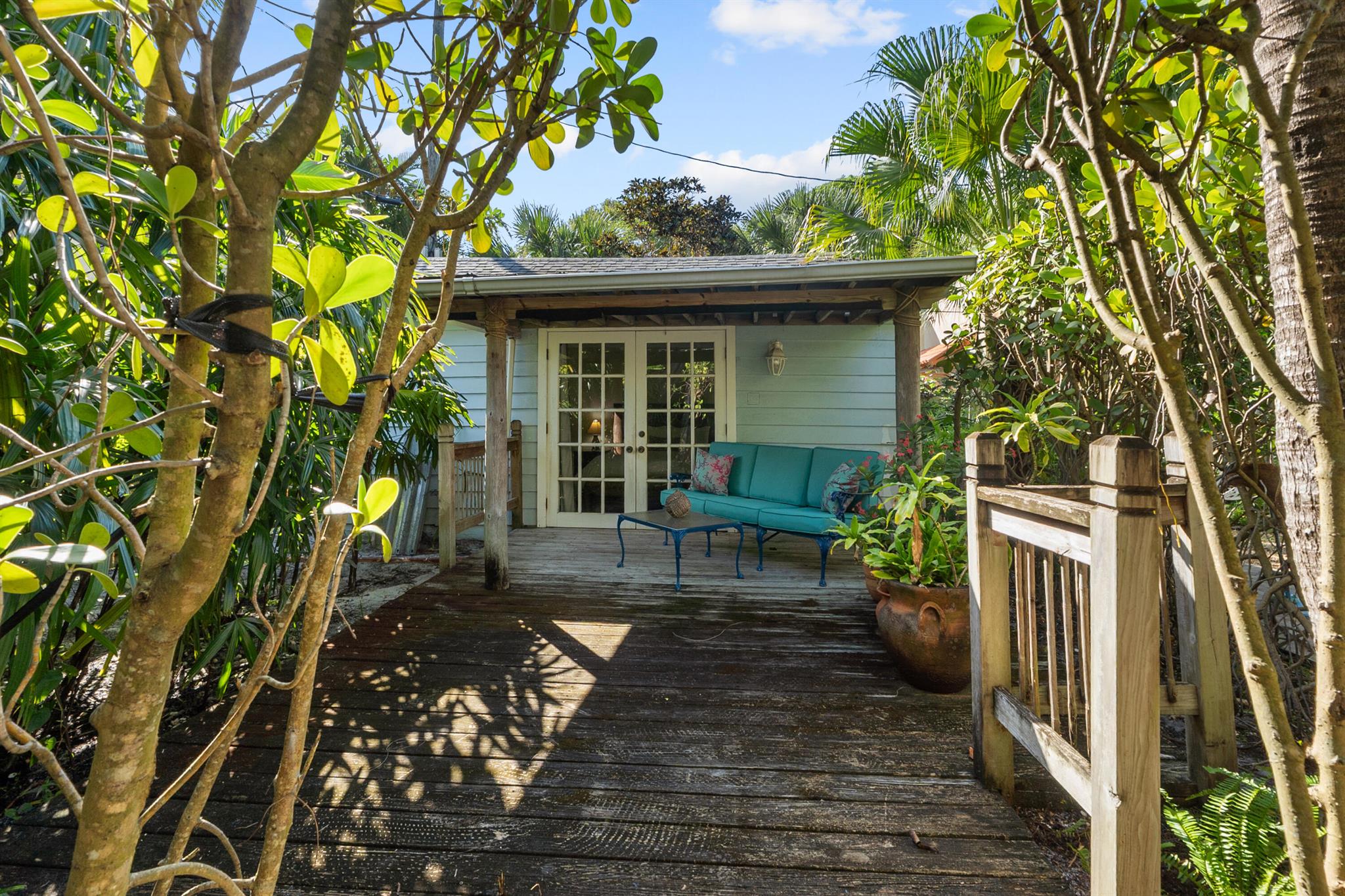 1608 Lake Ave West Palm Beach, FL 33401