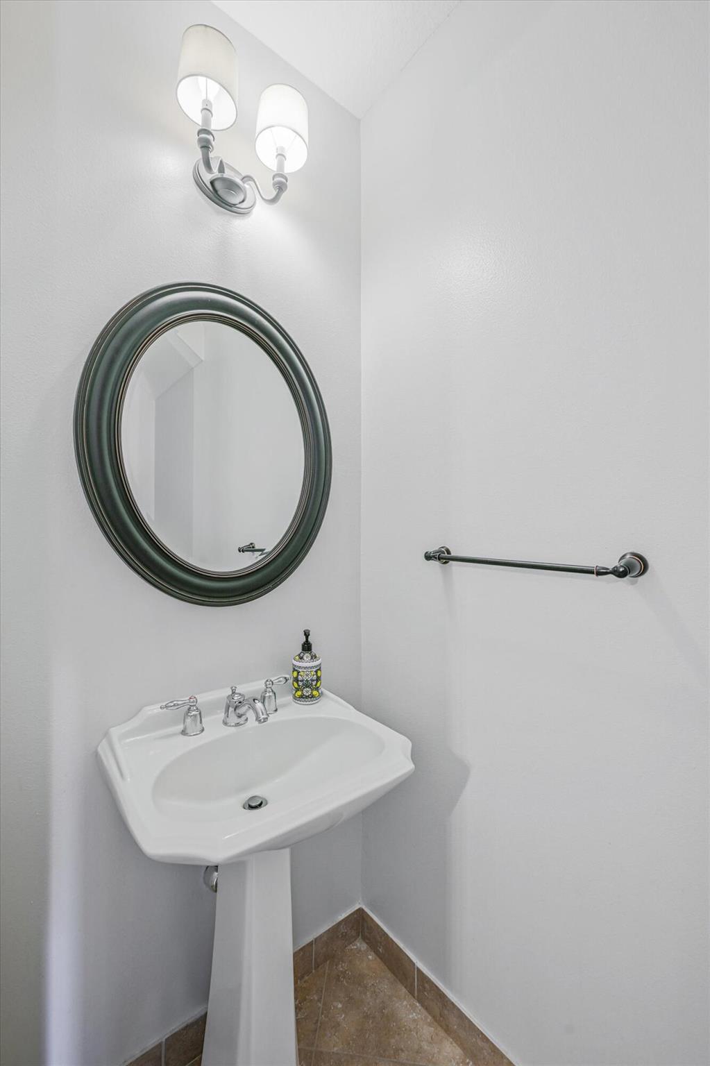 114 Ennis Ln Jupiter, FL 33458