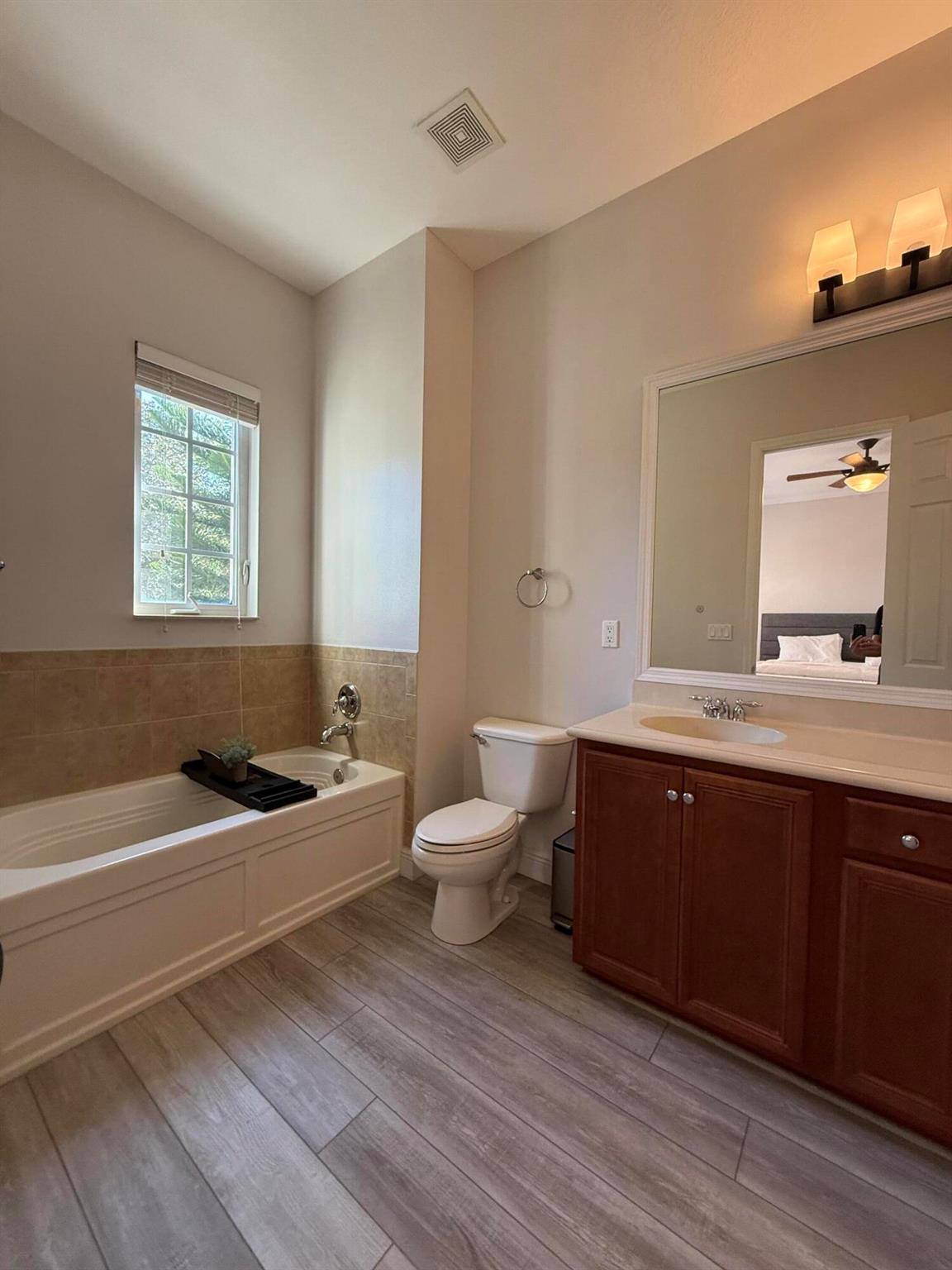 114 Ennis Ln Jupiter, FL 33458