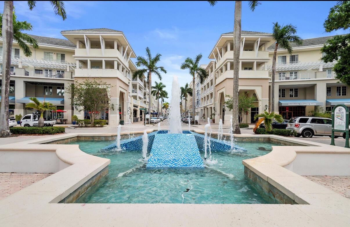 114 Ennis Ln Jupiter, FL 33458