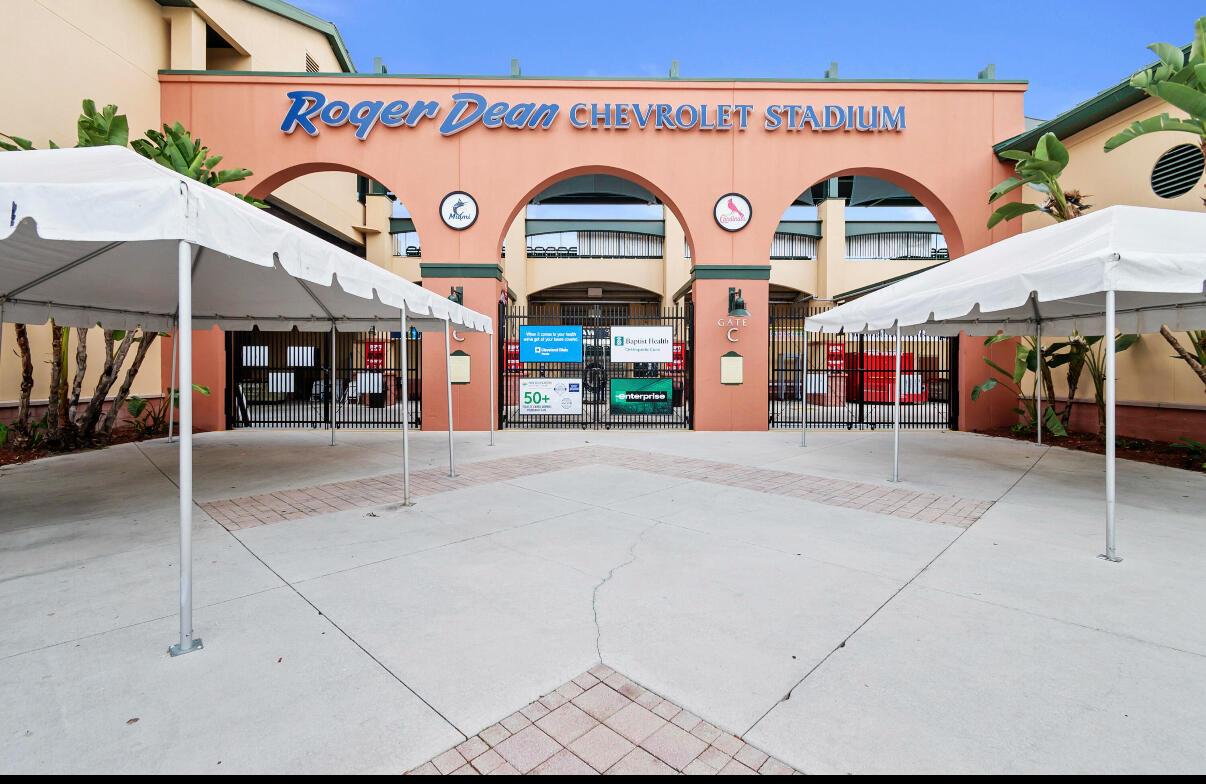 114 Ennis Ln Jupiter, FL 33458