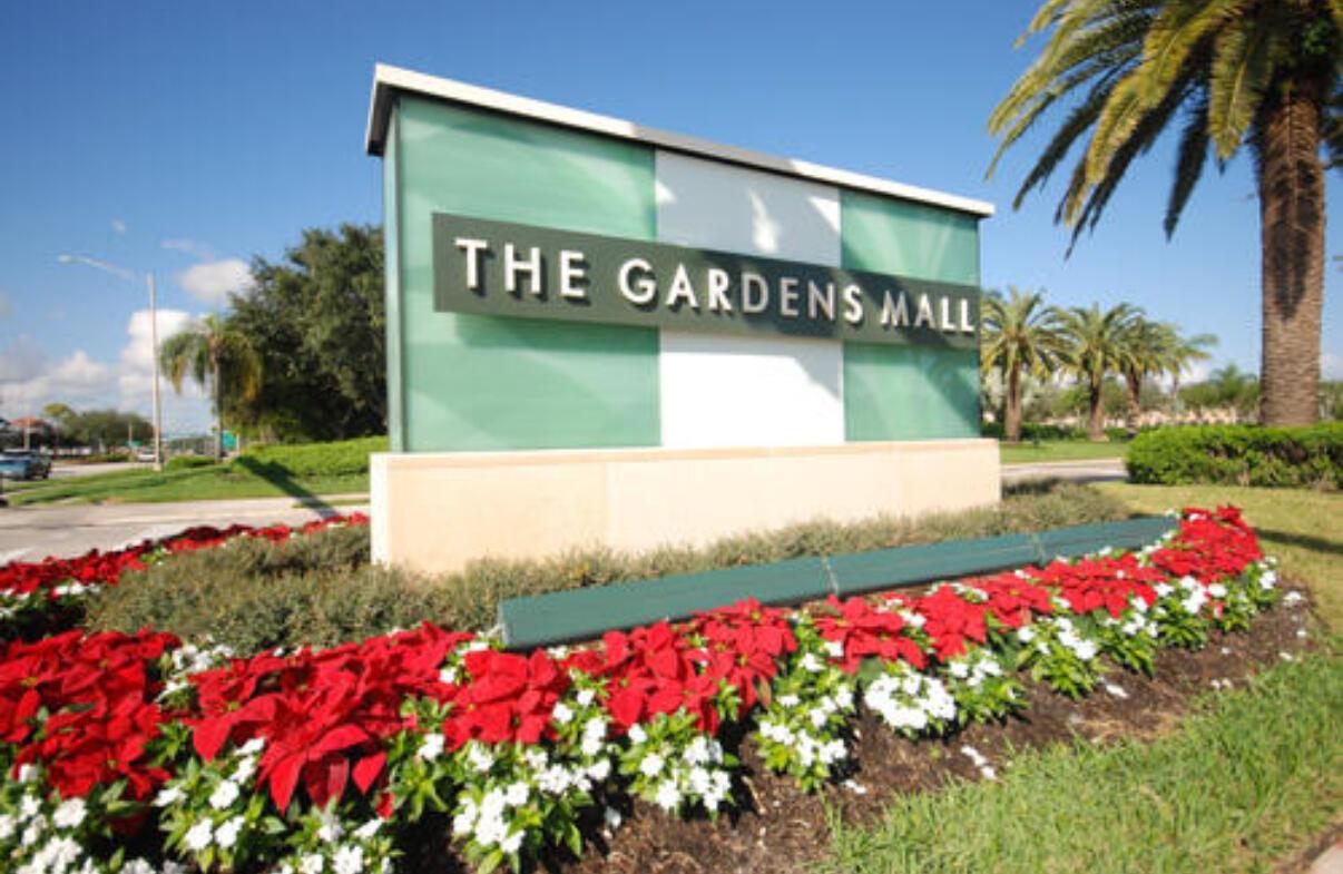 114 Ennis Ln Jupiter, FL 33458