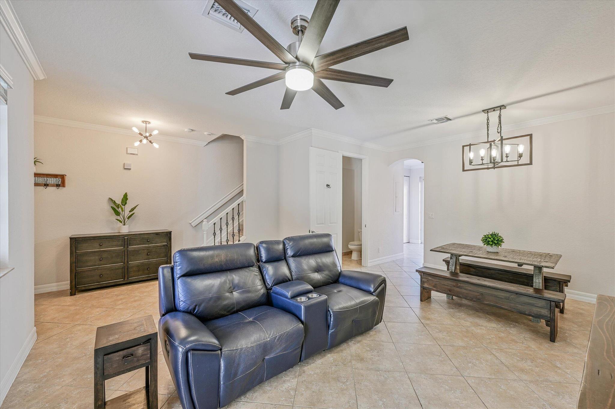 114 Ennis Ln Jupiter, FL 33458