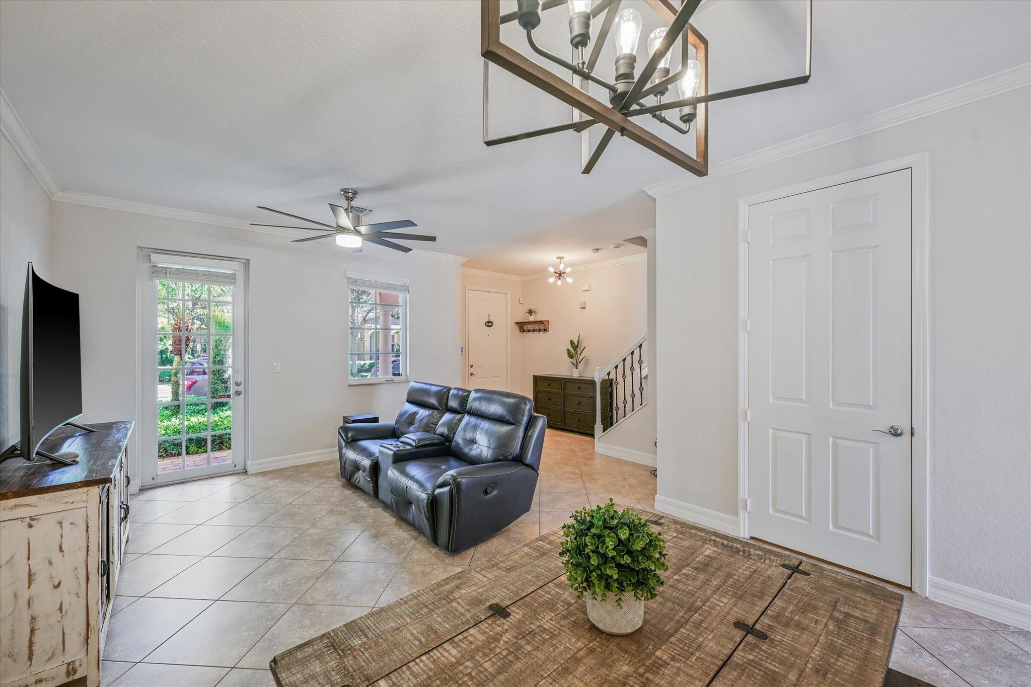 114 Ennis Ln Jupiter, FL 33458