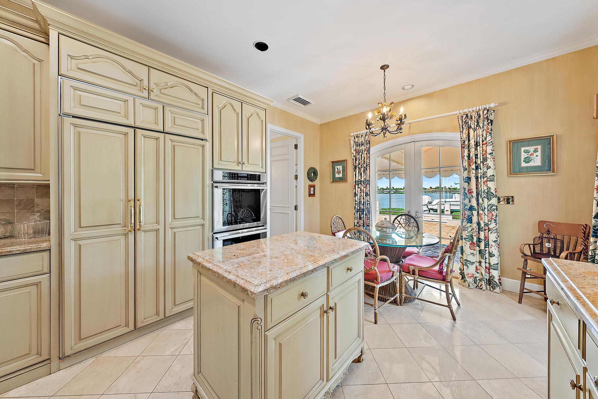 751 Island Dr Palm Beach, FL 33480