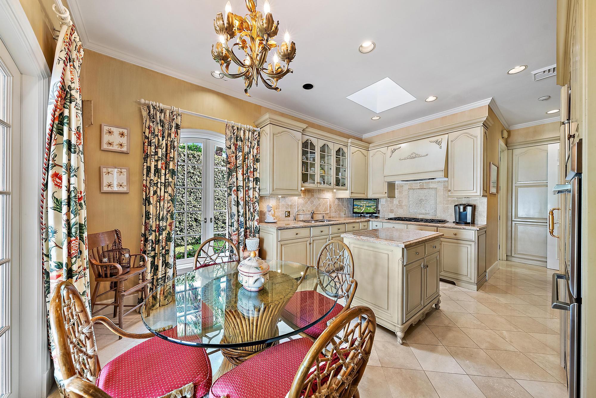 751 Island Dr Palm Beach, FL 33480