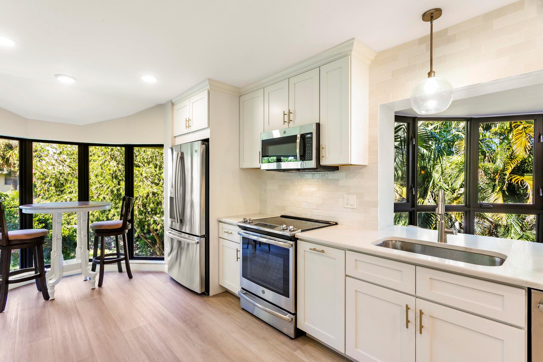 17137 Waterbend Dr #201 Jupiter, FL 33477