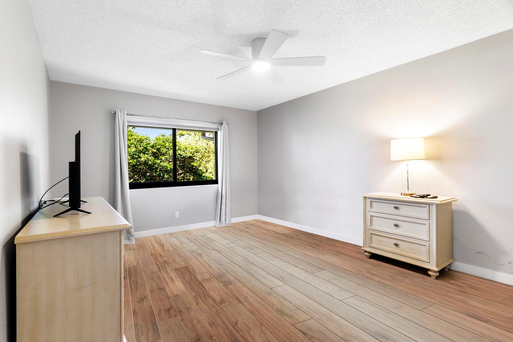 17137 Waterbend Dr #201 Jupiter, FL 33477