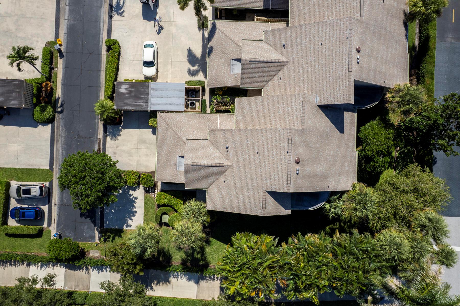 17137 Waterbend Dr #201 Jupiter, FL 33477