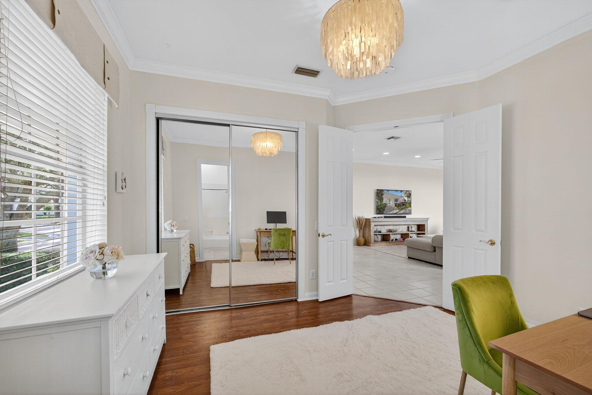 172 Queensland Ln Jupiter, FL 33458